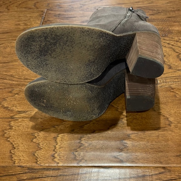 Sbicca Brown/Gray size 7 Percussion zip bootie - Picture 2 of 5